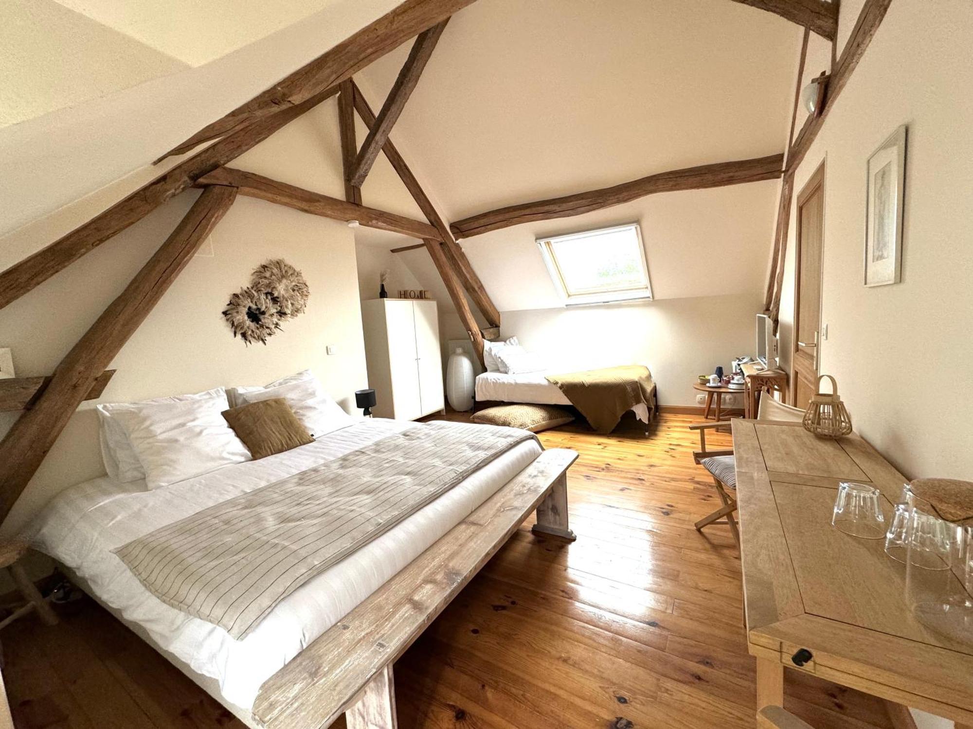Le Moulin D Olivet Bed & Breakfast Orbigny Bagian luar foto