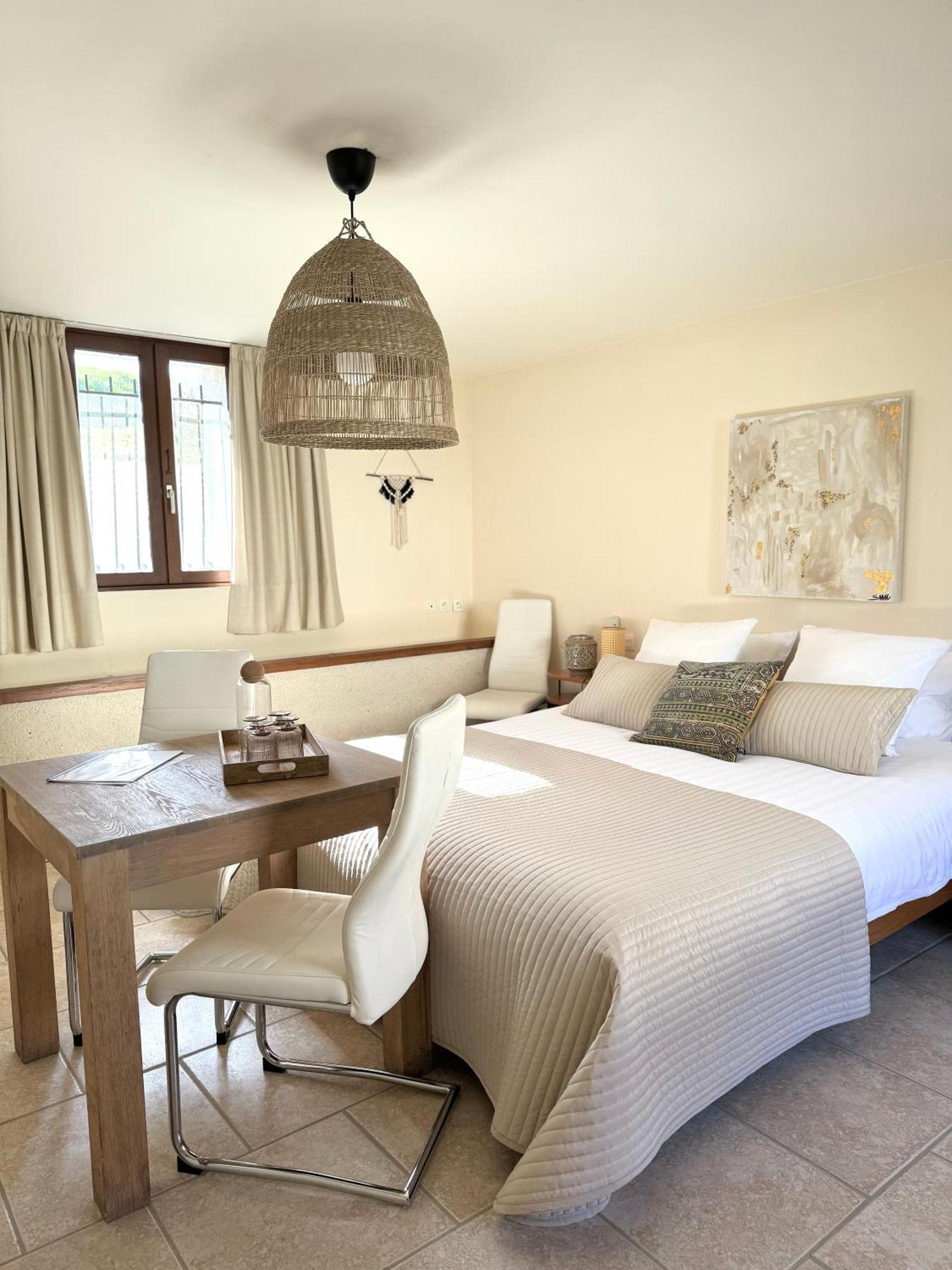 Le Moulin D Olivet Bed & Breakfast Orbigny Bagian luar foto
